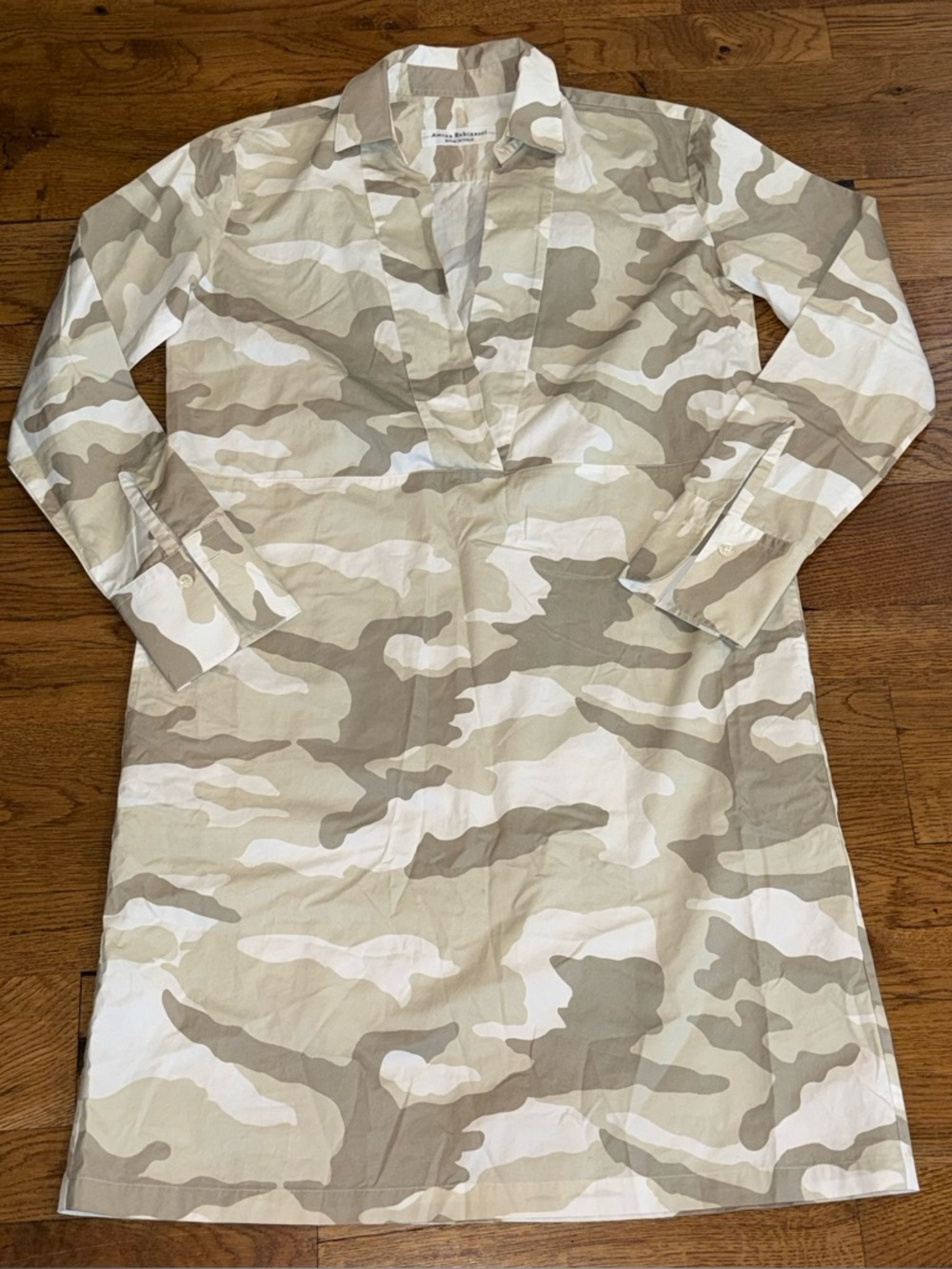 Amina Rubinacci. Neutral Camo Collared Shirt Dress. Size Small (40).